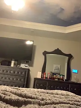 Snapshot of BubbaATL chatting on November 16, 2025, 11:30 pm BubbaATL online show from November 16, 2025, 11:30 pm