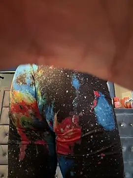 Snapshot of BubbaATL chatting on October 24, 2025, 6:40 pm BubbaATL online show from October 24, 2025, 6:40 pm