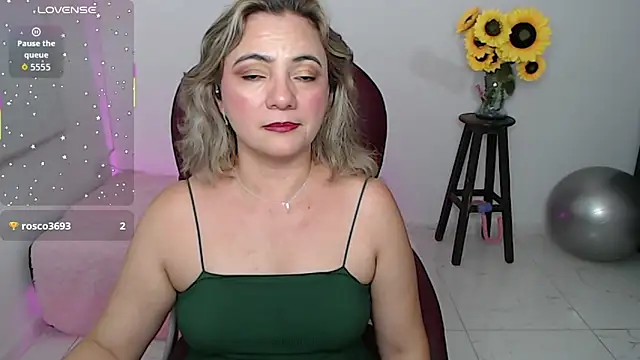 Snapshot of Ghada_milf chatting on February 17, 2026, 7:00 pm Ghada milf online show from February 17, 2026, 7:00 pm