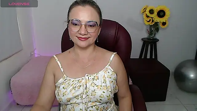 Snapshot of Ghada_milf chatting on February 12, 2026, 8:41 pm Ghada milf online show from February 12, 2026, 8:41 pm