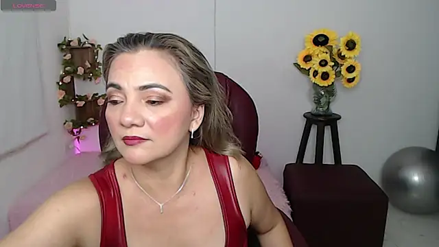 Snapshot of Ghada_milf chatting on March 3, 2026, 10:06 pm Ghada milf online show from March 3, 2026, 10:06 pm