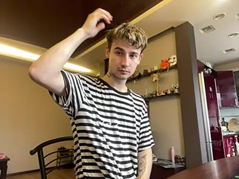 Snapshot of Mike_severi2 chatting on February 25, 2026, 10:48 am Mike severi2 online show from February 25, 2026, 10:48 am