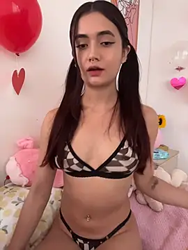 Snapshot of HallieLemon1 chatting on February 15, 2026, 9:25 pm HallieLemon1 online show from February 15, 2026, 9:25 pm