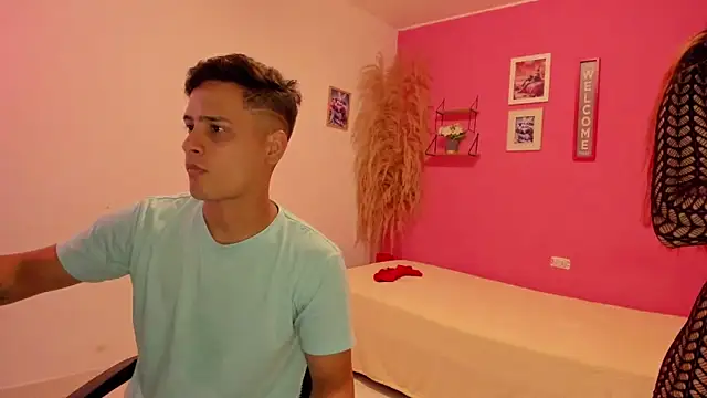 JANER 03 online show from October 31, 2025, 2:35 pm