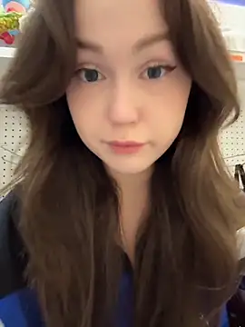 Snapshot of Peachy_Dream chatting on June 19, 2026, 5:30 pm Peachy Dream online show from June 19, 2026, 5:30 pm