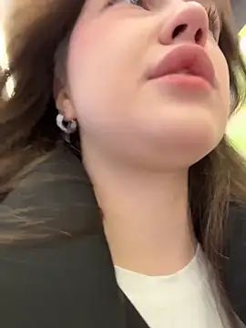 Peachy Dream online show from February 27, 2026, 5:13 pm