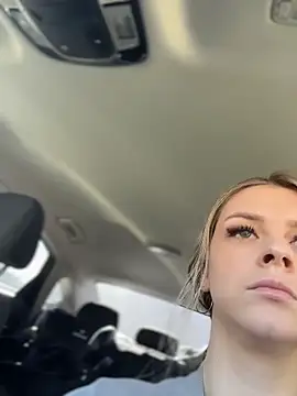 Snapshot of Love_Bri chatting on March 21, 2026, 10:52 am Love Bri online show from March 21, 2026, 10:52 am