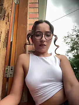 Penelope-Hot online show from April 22, 2026, 9:10 pm
