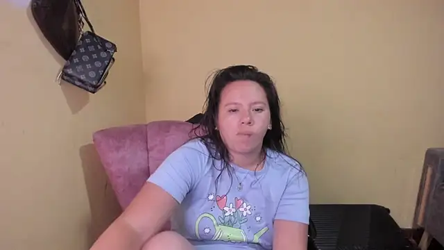 Snapshot of lauraguzman chatting on May 30, 2026, 6:31 am lauraguzman online show from May 30, 2026, 6:31 am