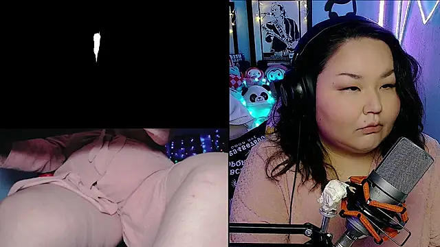 Snapshot of EmGreens chatting on March 9, 2025, 8:40 am EmGreens online show from March 9, 2025, 8:40 am