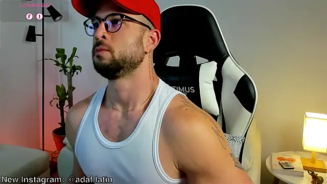 dafboy1 online show from May 14, 2026, 7:11 pm