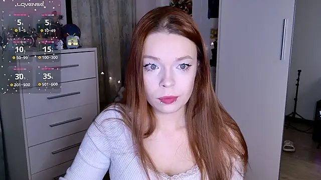 ValBae online show from February 4, 2026, 10:16 pm