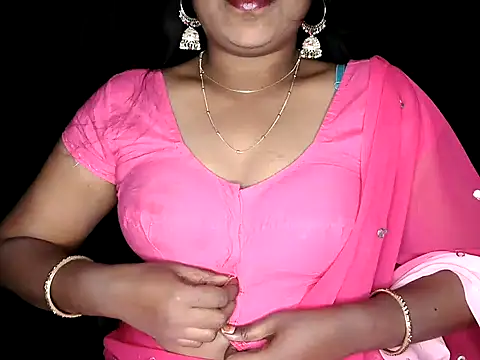 Snapshot of shila20 chatting on November 20, 2025, 10:05 am shila20 online show from November 20, 2025, 10:05 am