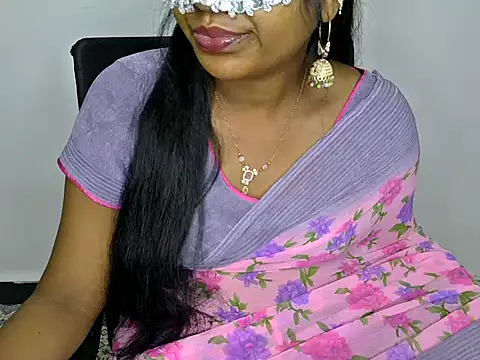Snapshot of shila20 chatting on March 1, 2025, 5:38 pm shila20 online show from March 1, 2025, 5:38 pm