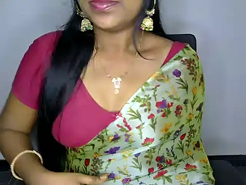 Snapshot of shila20 chatting on March 21, 2025, 6:29 pm shila20 online show from March 21, 2025, 6:29 pm