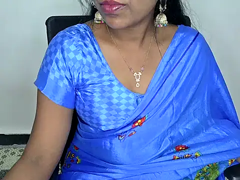 Snapshot of shila20 chatting on February 25, 2025, 7:38 pm shila20 online show from February 25, 2025, 7:38 pm