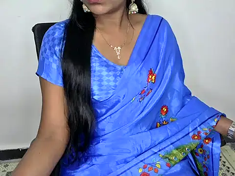 Snapshot of shila20 chatting on February 25, 2025, 10:42 pm shila20 online show from February 25, 2025, 10:42 pm