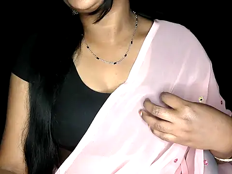 Snapshot of shila20 chatting on November 21, 2025, 3:22 pm shila20 online show from November 21, 2025, 3:22 pm