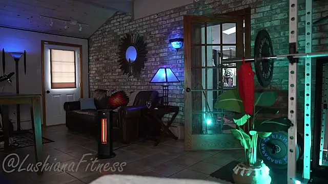 LushianaFitness online show from February 16, 2026, 1:21 pm