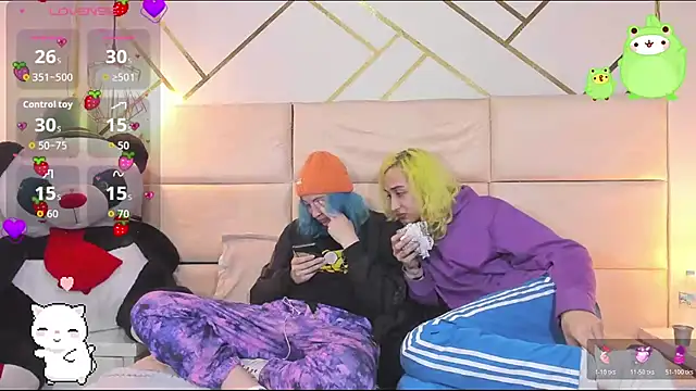 Snapshot of -kisa_ chatting on November 22, 2025, 2:21 am -kisa online show from November 22, 2025, 2:21 am