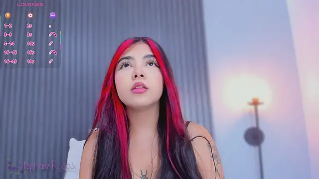 stephany roses  online show from March 5, 2025, 7:27 pm