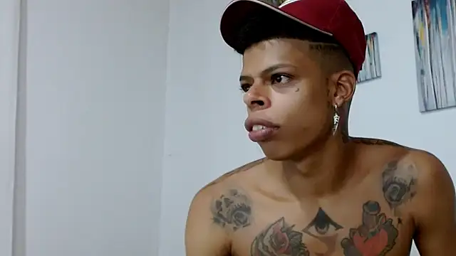 Snapshot of BrandonStond chatting on March 10, 2026, 3:32 am BrandonStond online show from March 10, 2026, 3:32 am