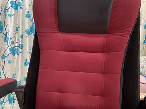 Snapshot of Kayzza_5 chatting on February 17, 2026, 5:38 am Kayzza 5 online show from February 17, 2026, 5:38 am