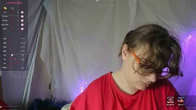 Snapshot of Seductive_She_Wolf chatting on July 6, 2026, 3:03 pm Seductive She Wolf online show from July 6, 2026, 3:03 pm