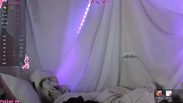Snapshot of Seductive_She_Wolf chatting on June 25, 2026, 3:39 pm Seductive She Wolf online show from June 25, 2026, 3:39 pm