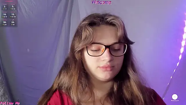 Snapshot of Seductive_She_Wolf chatting on June 18, 2026, 1:49 pm Seductive She Wolf online show from June 18, 2026, 1:49 pm