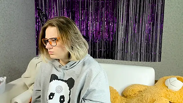Seductive She Wolf online show from March 2, 2025, 5:20 pm