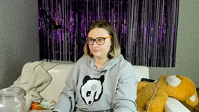 Seductive She Wolf online show from March 2, 2025, 8:25 pm