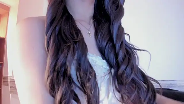 Snapshot of Sophia_Cambpell chatting on May 27, 2026, 10:17 pm Sophia Cambpell online show from May 27, 2026, 10:17 pm