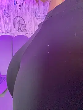 AbyThompson online show from February 18, 2026, 12:23 pm