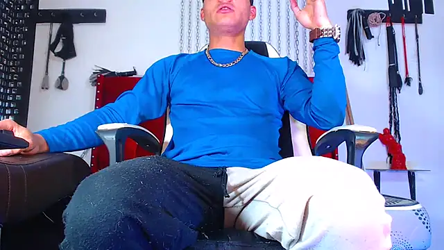 Snapshot of RandyAA_D chatting on January 19, 2025, 7:04 am RandyAA D online show from January 19, 2025, 7:04 am