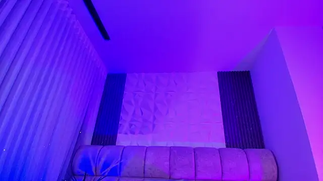 Godess Scarlett77 online show from February 19, 2026, 3:03 am