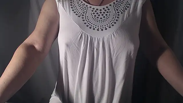 Snapshot of 1BECHA1 chatting on October 11, 2025, 11:39 pm 1BECHA1 online show from October 11, 2025, 11:39 pm