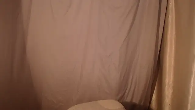 Snapshot of 1BECHA1 chatting on October 23, 2025, 1:26 am 1BECHA1 online show from October 23, 2025, 1:26 am