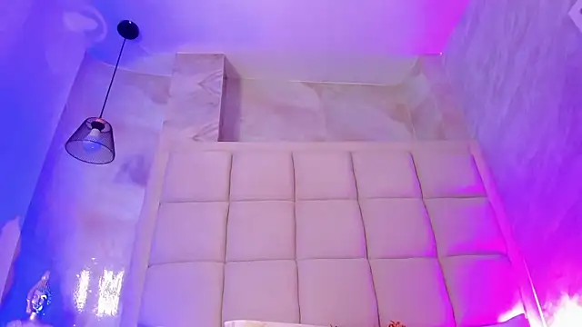 andymiller  online show from November 30, 2025, 3:57 pm