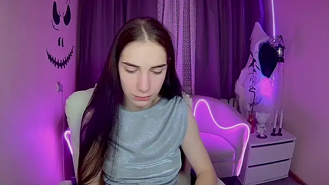 NikaStark  online show from October 22, 2025, 6:29 pm