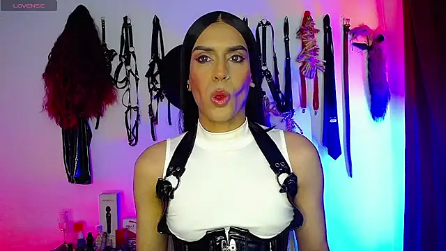 Snapshot of akinoro_ chatting on November 14, 2025, 7:50 pm akinoro online show from November 14, 2025, 7:50 pm