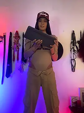 Snapshot of akinoro_ chatting on November 15, 2025, 8:35 pm akinoro online show from November 15, 2025, 8:35 pm