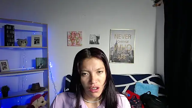 Snapshot of Sian__1 chatting on December 23, 2024, 12:19 pm Sian 1 online show from December 23, 2024, 12:19 pm