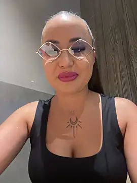 Snapshot of beautydiamond chatting on May 24, 2026, 7:52 am beautydiamond online show from May 24, 2026, 7:52 am