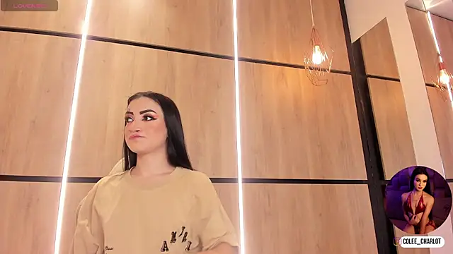 Snapshot of charlotte_colee chatting on October 30, 2025, 11:30 am charlotte colee online show from October 30, 2025, 11:30 am