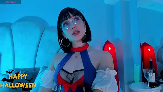 Snapshot of sweeet_peach chatting on October 31, 2025, 11:00 pm sweeet peach online show from October 31, 2025, 11:00 pm