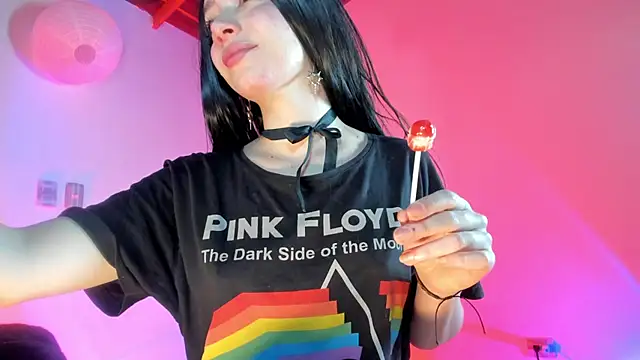 sweeet peach online show from January 10, 2026, 5:03 am