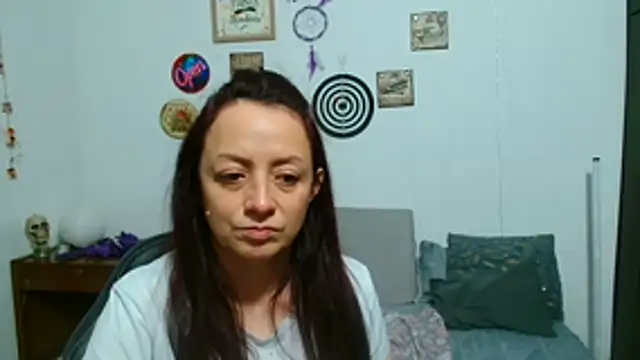 Snapshot of catalinamommyx chatting on June 12, 2026, 2:09 am catalinamommyx online show from June 12, 2026, 2:09 am