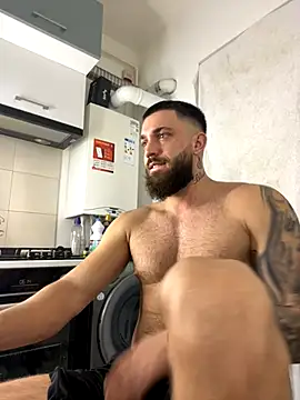 LoveIsBlind  online show from October 16, 2025, 3:15 am