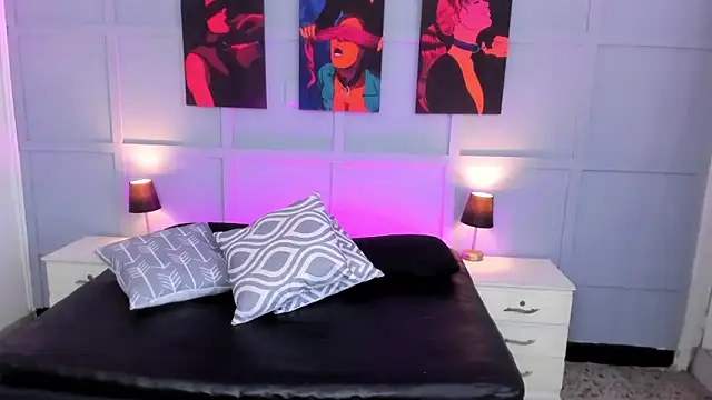 Elizabeth Santos online show from January 31, 2025, 4:03 am